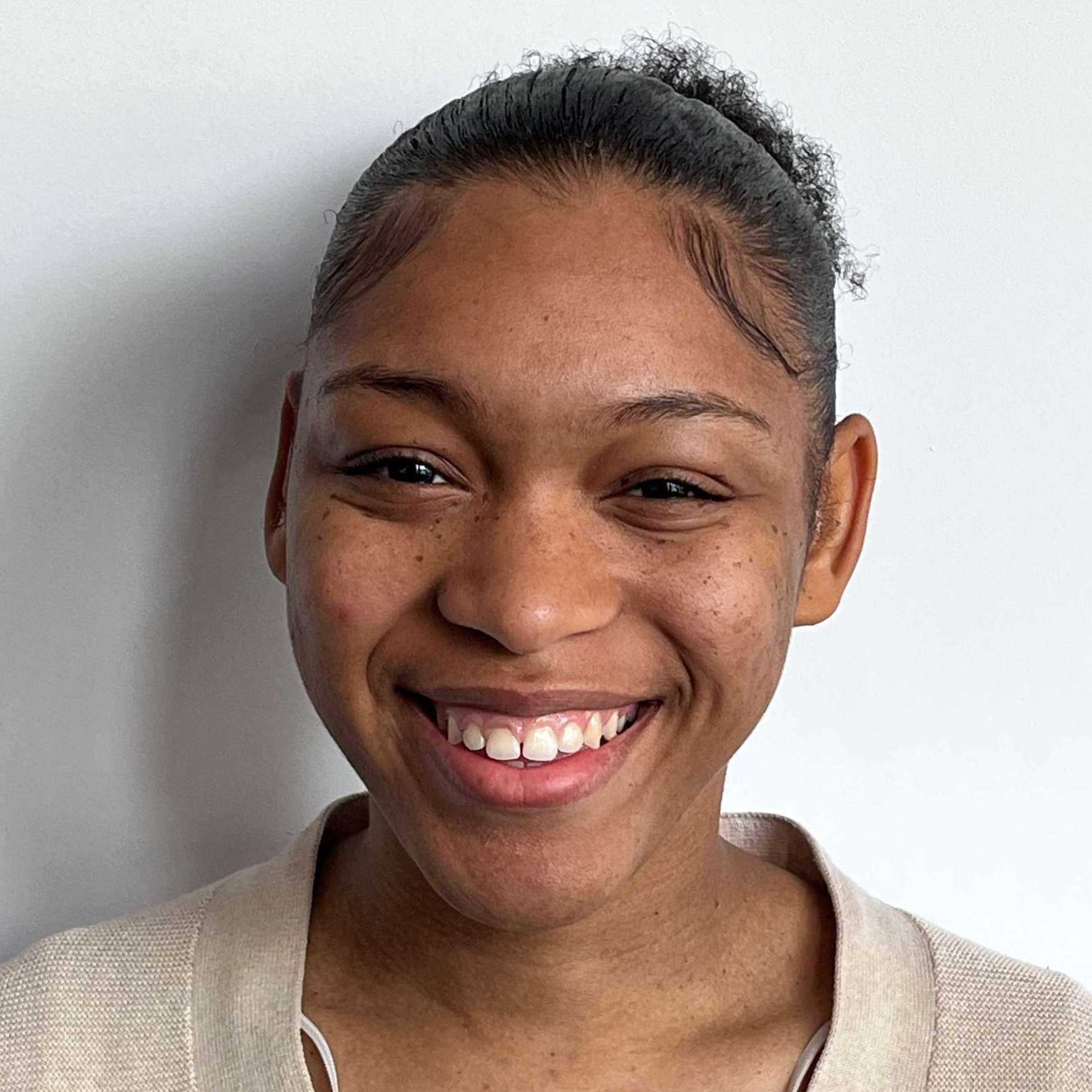 Portrait of Joelle Ikwa